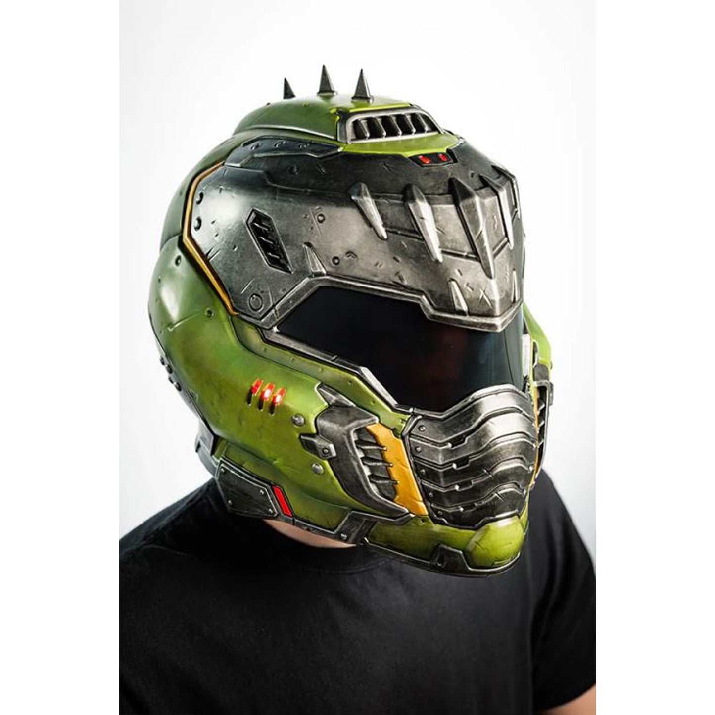 Doom: The Dark Ages Doom Slayer Helmet