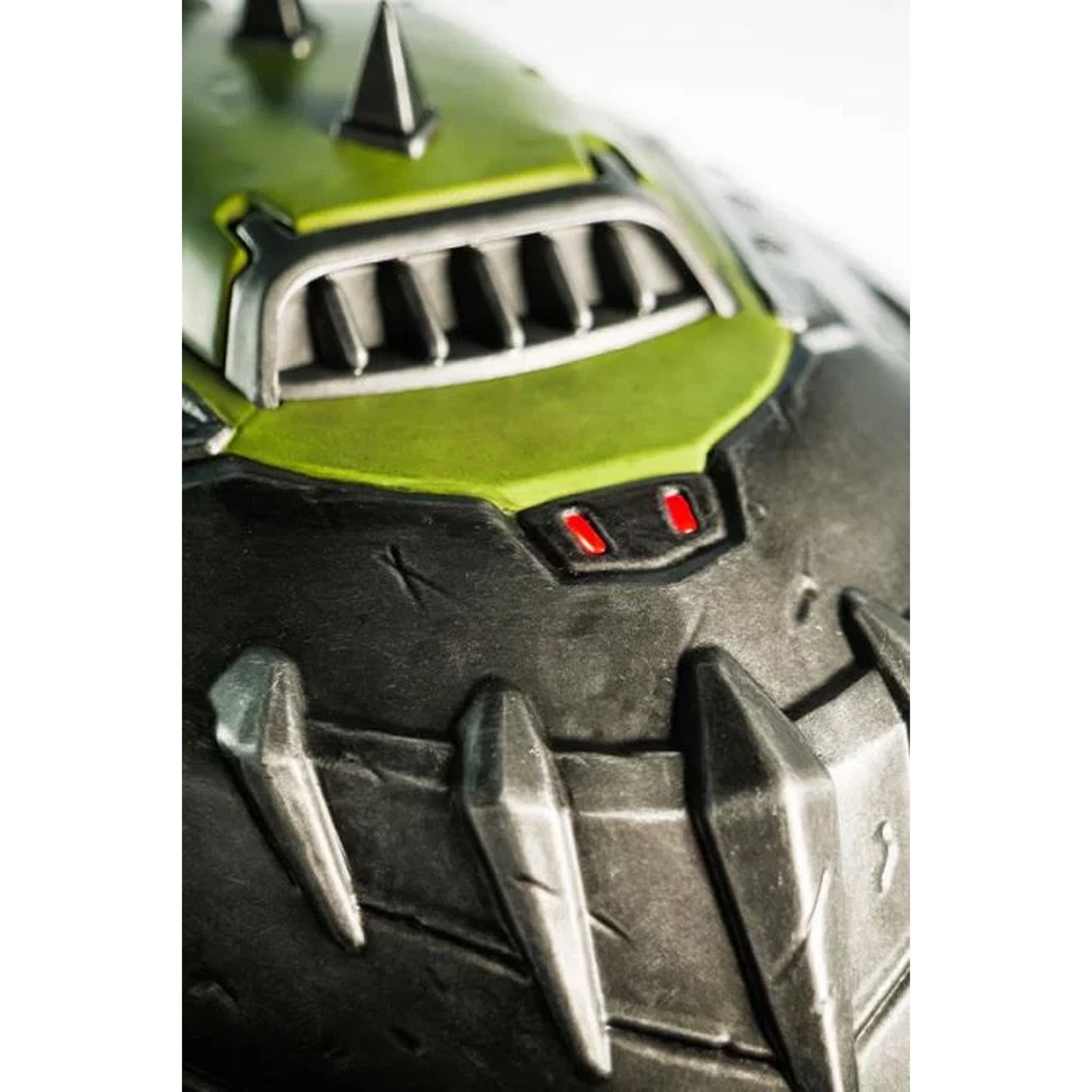 Doom: The Dark Ages Doom Slayer Helmet