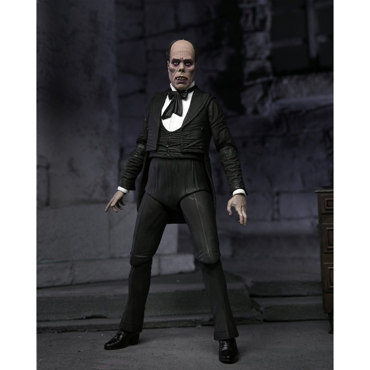 NECA Universal Monsters Phantom of The Opera (1925) (Color) 2do Pago