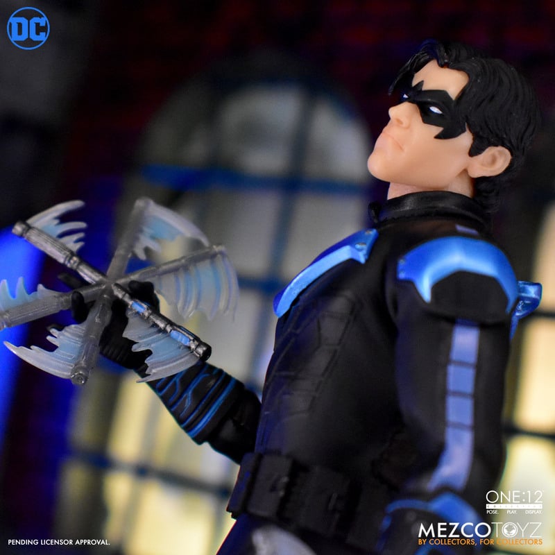 Mezco One:12 DC Nightwing