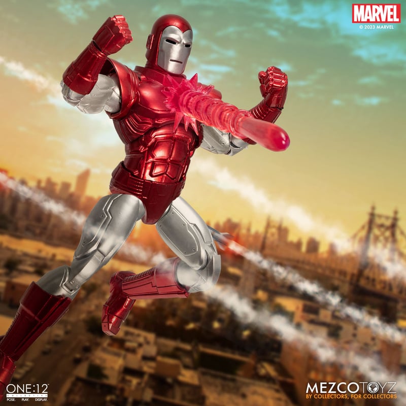 Mezco One:12 Silver Centurion