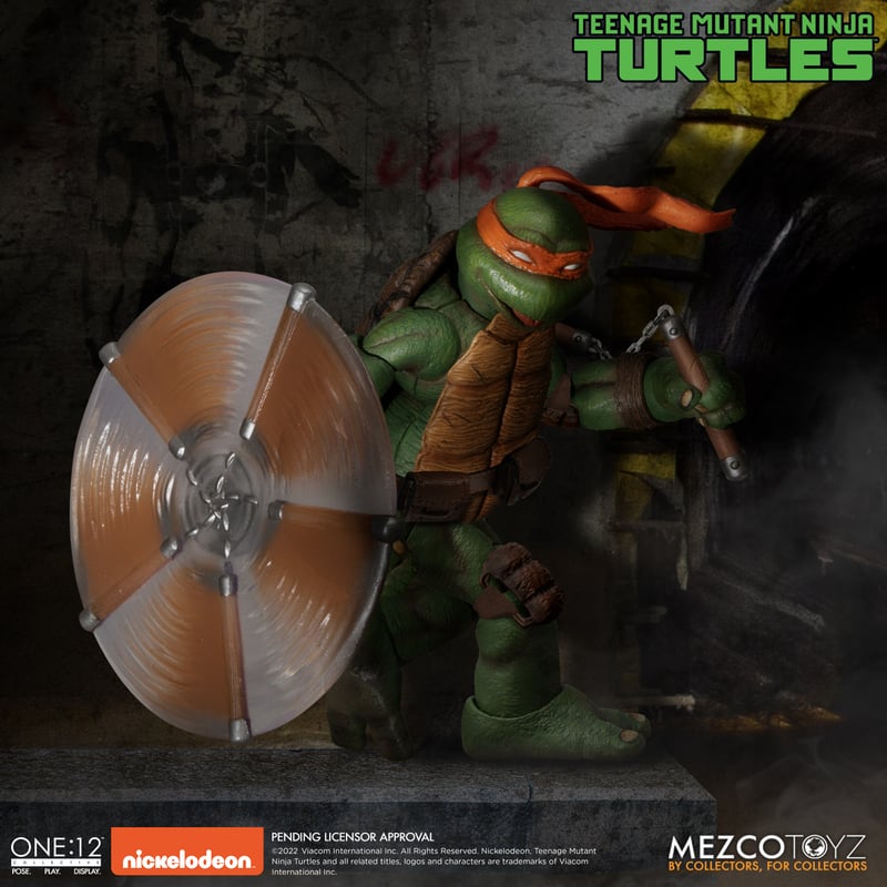 Mezco One:12 Teenage Ninja Turtles Deluxe Set