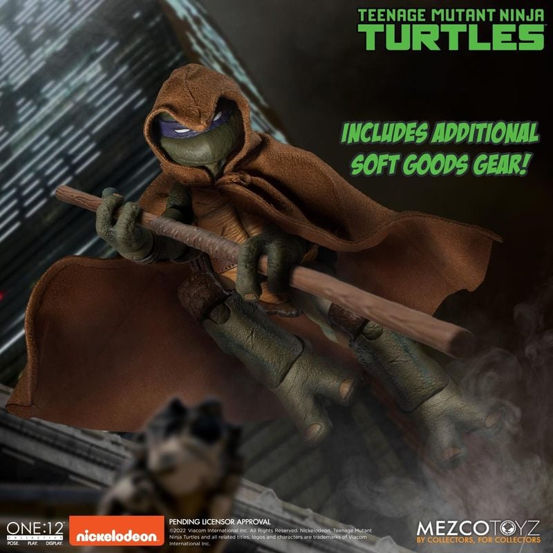 Mezco One:12 Teenage Ninja Turtles Deluxe Set