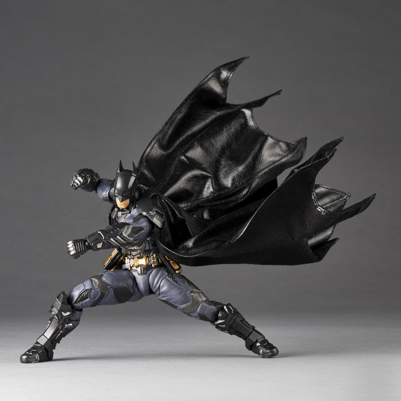 Revoltech Amazing Yamaguchi Batman (Batman Arkham Knight) (Limited Edition)
