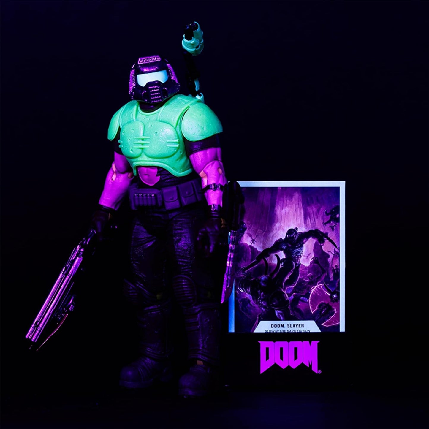 McFarlane Doom Slayer Classic Gold Label (Glow In The Dark Edition) 2do Pago