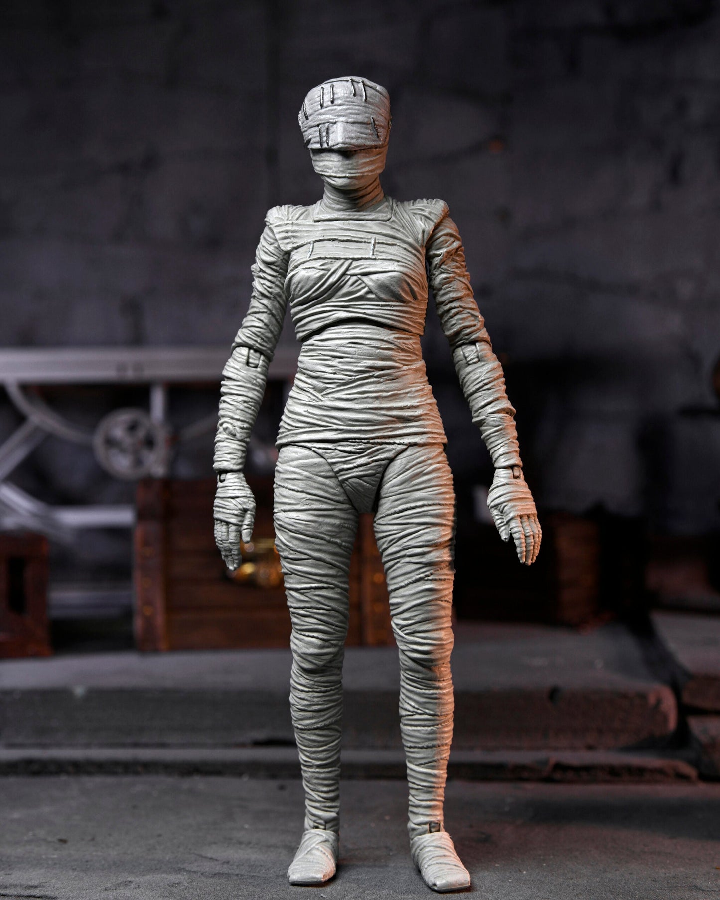 NECA Ultimate Bride Of Frankenstein (Color) 2do Pago