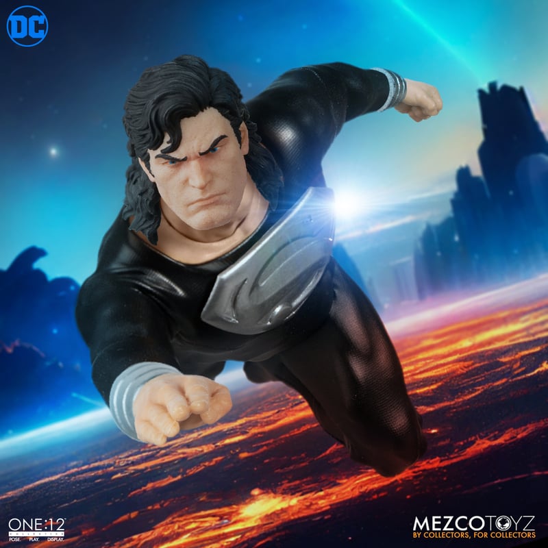Mezco One:12 Superman (Recovery Version)